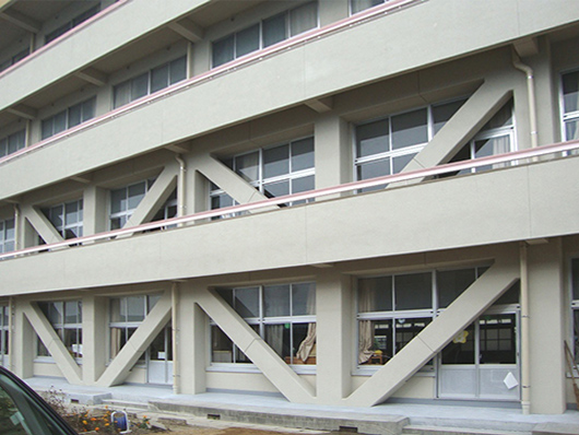 岡山市立南輝小学校1-1,2　3-1,2棟