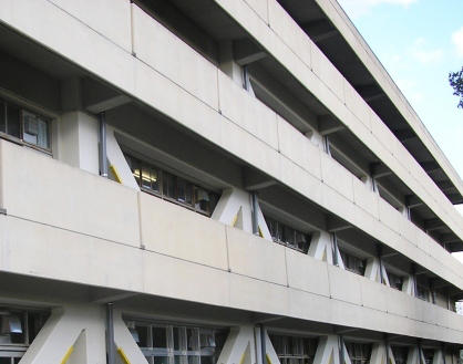 吹田市立南千里中学校