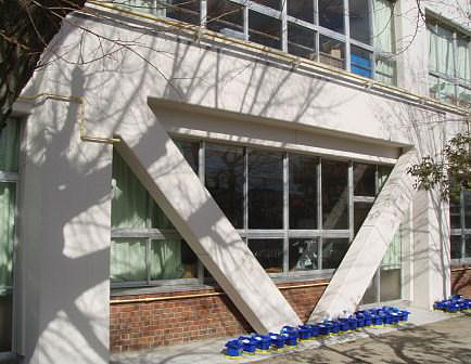 交野市立旭小学校（A棟）