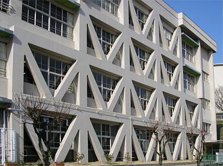 豊中市立東豊中小学校（南校舎）