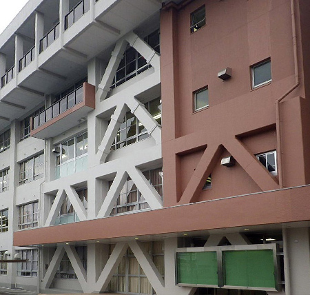摂南大学寝屋川学舎５号館Ａ・Ｂ