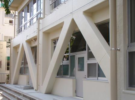 茨木市立東小学校東棟