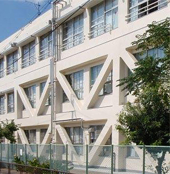 摂津市立鳥飼西小学校