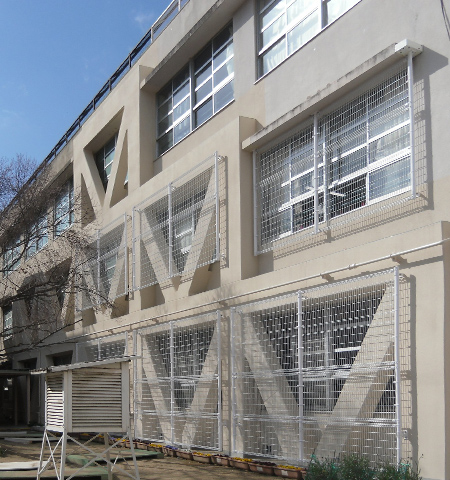 東大阪市立八戸ノ里小学校校舎
