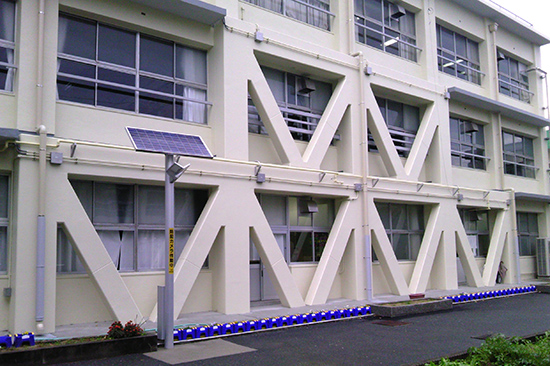 八尾市立曙川小学校校舎