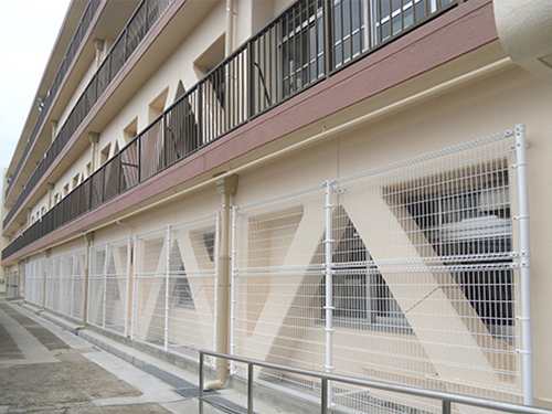 八尾市高美小学校