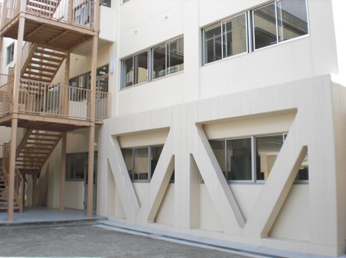 八尾市立曙川南中学校(第一期)外1校校舎