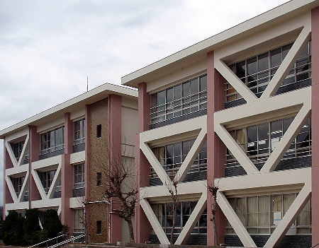貝塚市立永寿小学校校舎