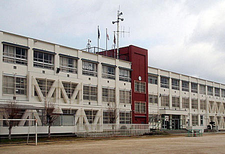 藤井寺市立藤井寺北小学校1号棟