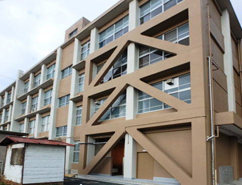 滋賀県立彦根工業高校建築工化実習棟