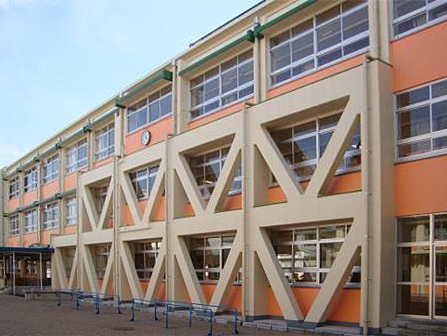 伯耆町立岸本小学校　前校舎