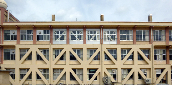 米子市湊山中学校管理教室棟