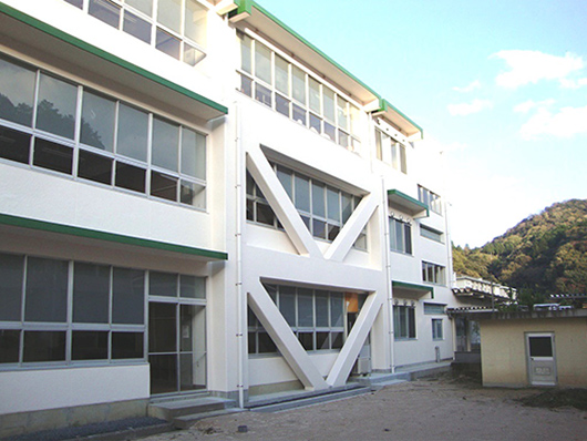 倉吉市立明倫小学校普通・特別教室棟