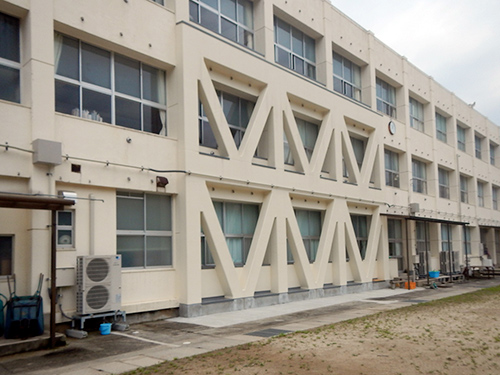 鳥取市立西郷小学校校舎