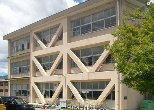 高岡市立東五位小学校