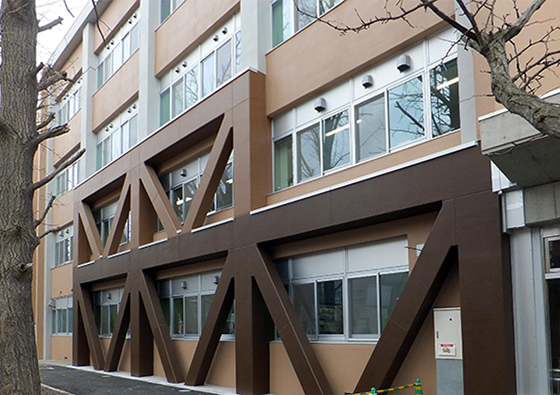 山形大学（小白川）総合研究棟（文学系）