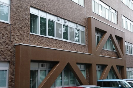 山形大学理学部地球科学棟